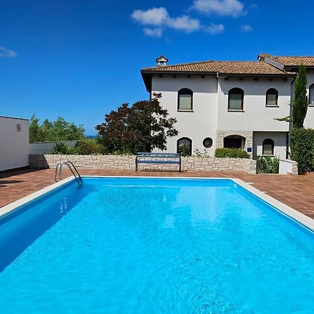 Holiday Home Bellavista Tar-Vabriga Bagian luar foto