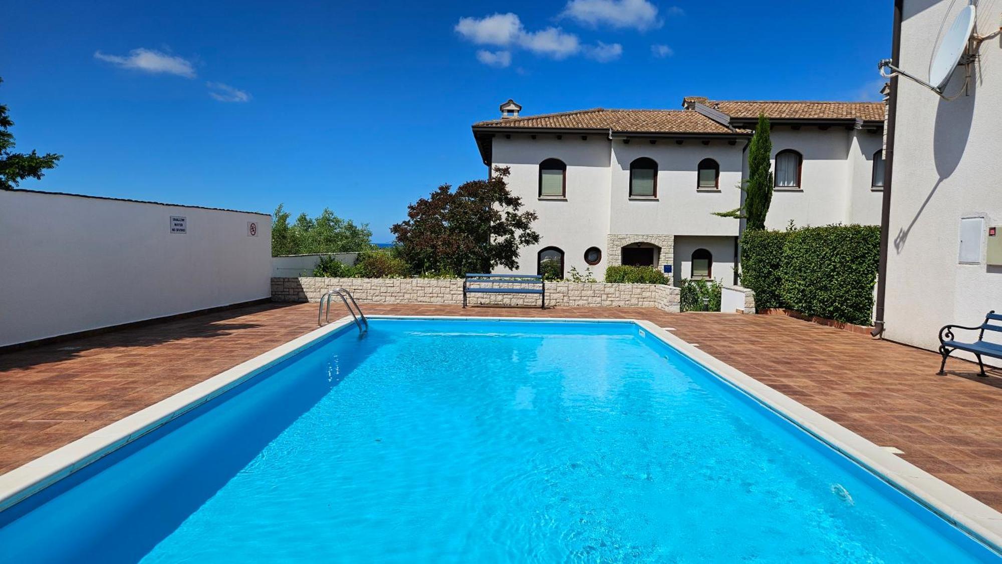 Holiday Home Bellavista Tar-Vabriga Bagian luar foto