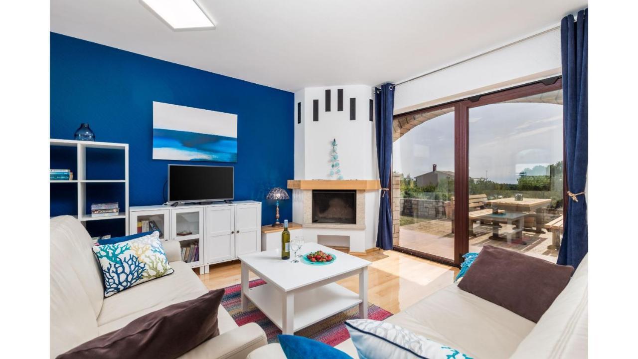 Holiday Home Bellavista Tar-Vabriga Bagian luar foto
