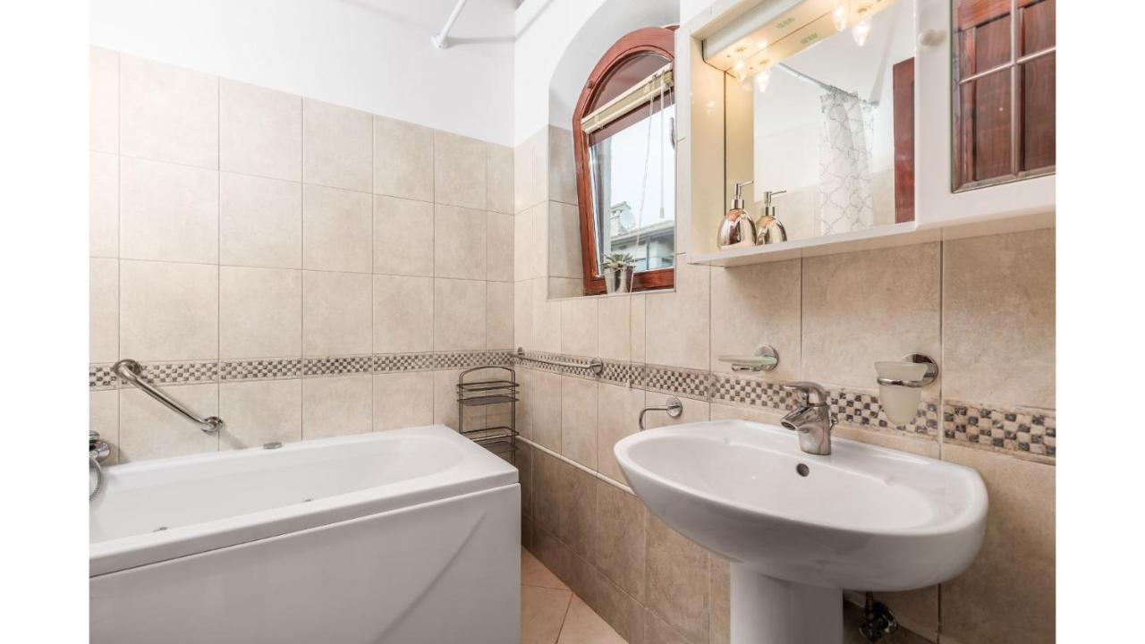 Holiday Home Bellavista Tar-Vabriga Bagian luar foto
