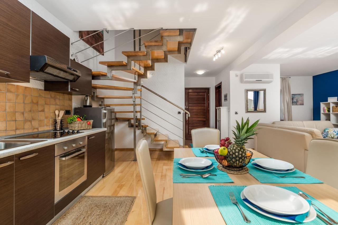 Holiday Home Bellavista Tar-Vabriga Bagian luar foto